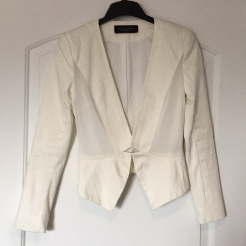 Ivory structured blazer